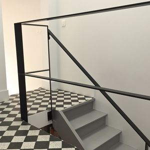 Stahlgeländer / Stangen / Innenraum / Außenbereich