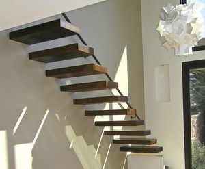 gerade Treppe 1