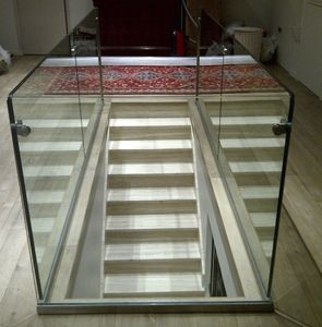 Glasgeländer