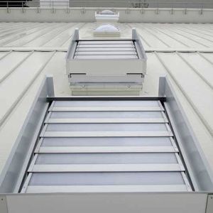 Rauch- und Wärme-Abzugsanlage / Polycarbonat 1