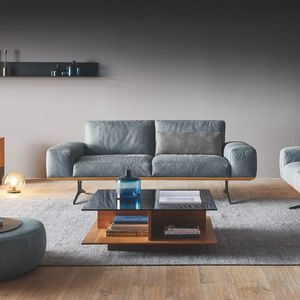 modernes Sofa / Stoff / Leder / aus Eiche