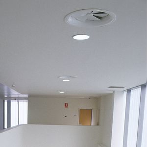 deckenmontierter Luftdiffusor / rund / schrägverzahnt