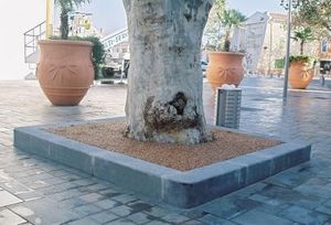 Baum-Randeinfassung / Beton / kreisförmig / quadratisch