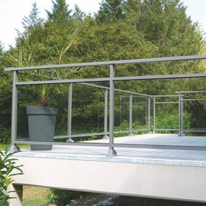 Glasgeländer