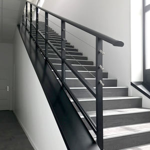 Aluminium-Geländer / Edelstahl / Kabel / Glasplatten