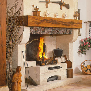 Holzkamin 1