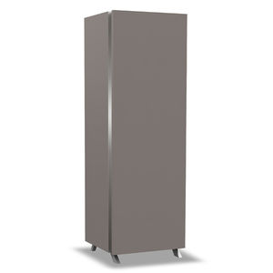 moderner Kleiderschrank