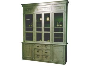 klassischer Geschirrschrank 1