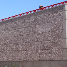 Stahlbeton-Stützmauer