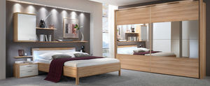 moderner Kleiderschrank / aus Nussbaum / Holzfurnier / aus Buche