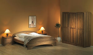Kleiderschrank / skandinavisches Design