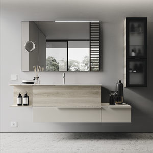Badezimmer-Schrank / mit integrierter Beleuchtung 1