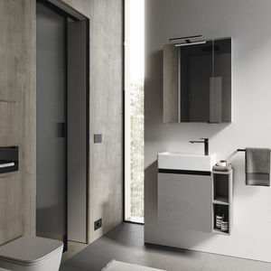 Badezimmer-Schrank / mit integrierter Beleuchtung 1