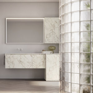 moderner Badezimmer-Schrank
