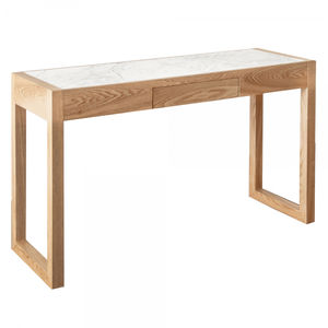 Maniküretisch mit integriertem Stauraum 1