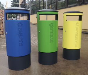Park-Abfallbehälter / freistehend / verzinkter Stahl / pulverbeschichteter Stahl