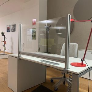 Tisch-Bürotrennwand / Polycarbonat / Aluminium / Aluminiumprofil