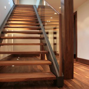 gerade Treppe 1