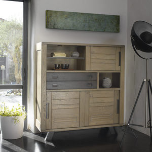 hohes Sideboard
