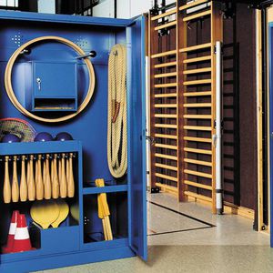 Lagerschrank für Sportausstattung