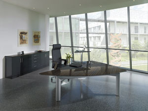 Chefschreibtisch / Holz / modern / Objektmöbel
