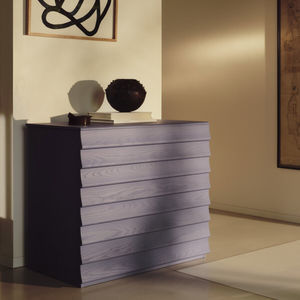 moderne Kommode 1