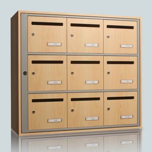 wandmontierter Briefkasten 1