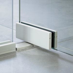 Scharnier für Glastür
