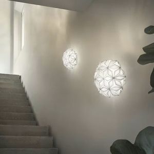 Deckenleuchte / minimalistisches Design 1