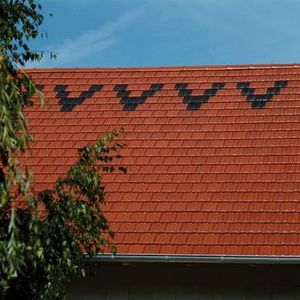 Falzdachziegel / Ton / rot / braun