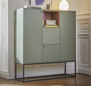 hohes Sideboard