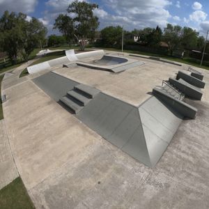 Halbpyramide für Skateparks 1