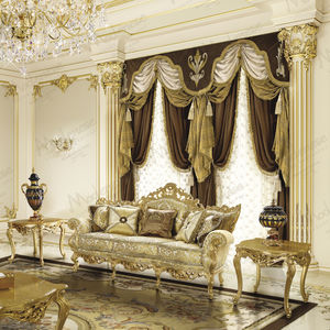klassisches Sofa