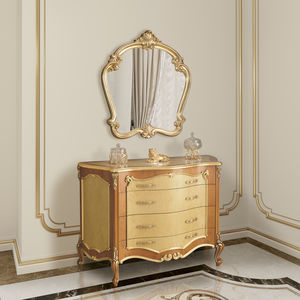 klassischer Chiffonnier