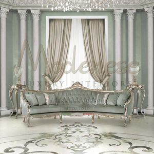 halbrundes Sofa