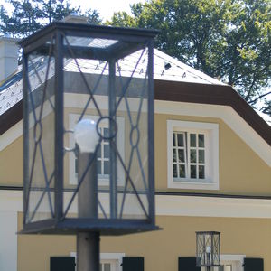 Gartenlaterne / klassisch / Metall / LED