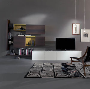 moderne Wohnwand / lackiertes Holz