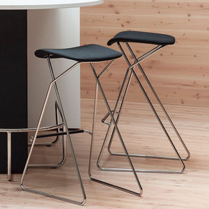 moderner Barhocker 1