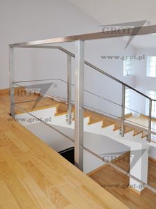 Stahlgeländer / mit Stangen / Innenraum / für Treppen