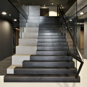 High-End-Treppe 1