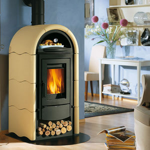 Holz-Kaminofen 1