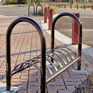 bodenstehender Fahrradständer 1
