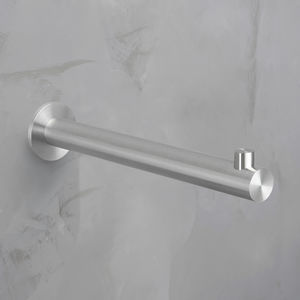 wandmontierte Kleiderstange