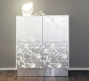 modernes Sideboard / Glas / Stahl