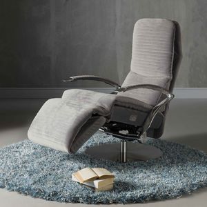 moderner Sessel / Stoff / Leder / mit Fußstütze