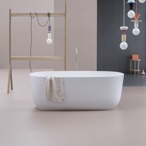 ovale Badewanne 1