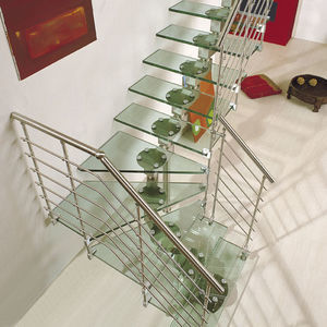 viertelgewendelte Treppe