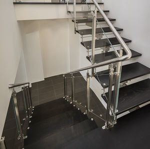 viertelgewendelte Treppe 1