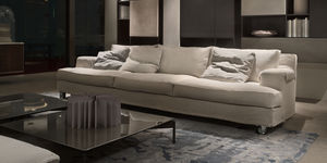 modernes Sofa / Stoff / 3 Plätze / mit Rollen