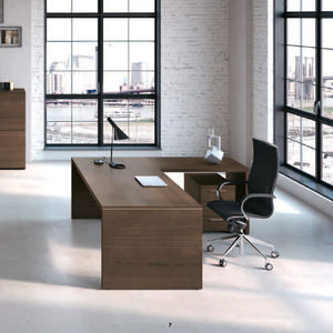 Schreibtisch für Open Space